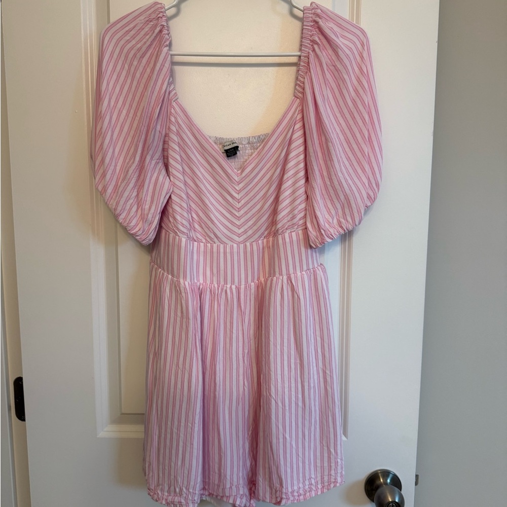 AE American Eagle Puff Sleeve Romper